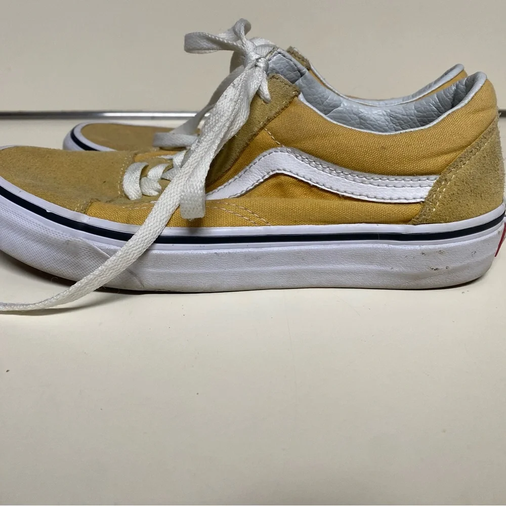 Vans Old Skool Yellow Suede/Canvas Sneakers Men’s 5.5‎ Women’s 7